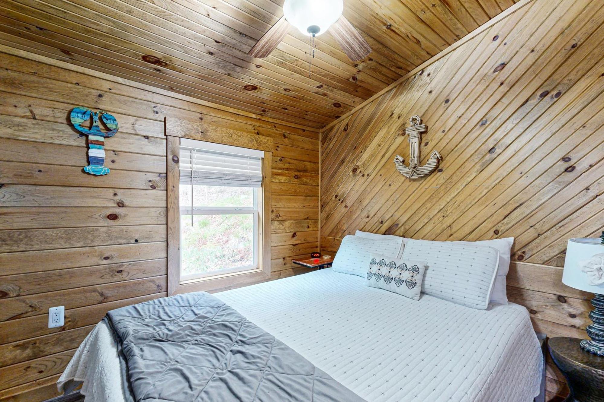 Little Cottage In The Woods บูธเบย์ฮาร์เบอร์ ภายนอก รูปภาพ
